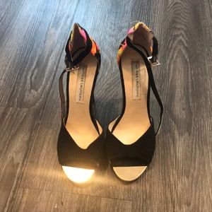 Chinese laundry flower heel